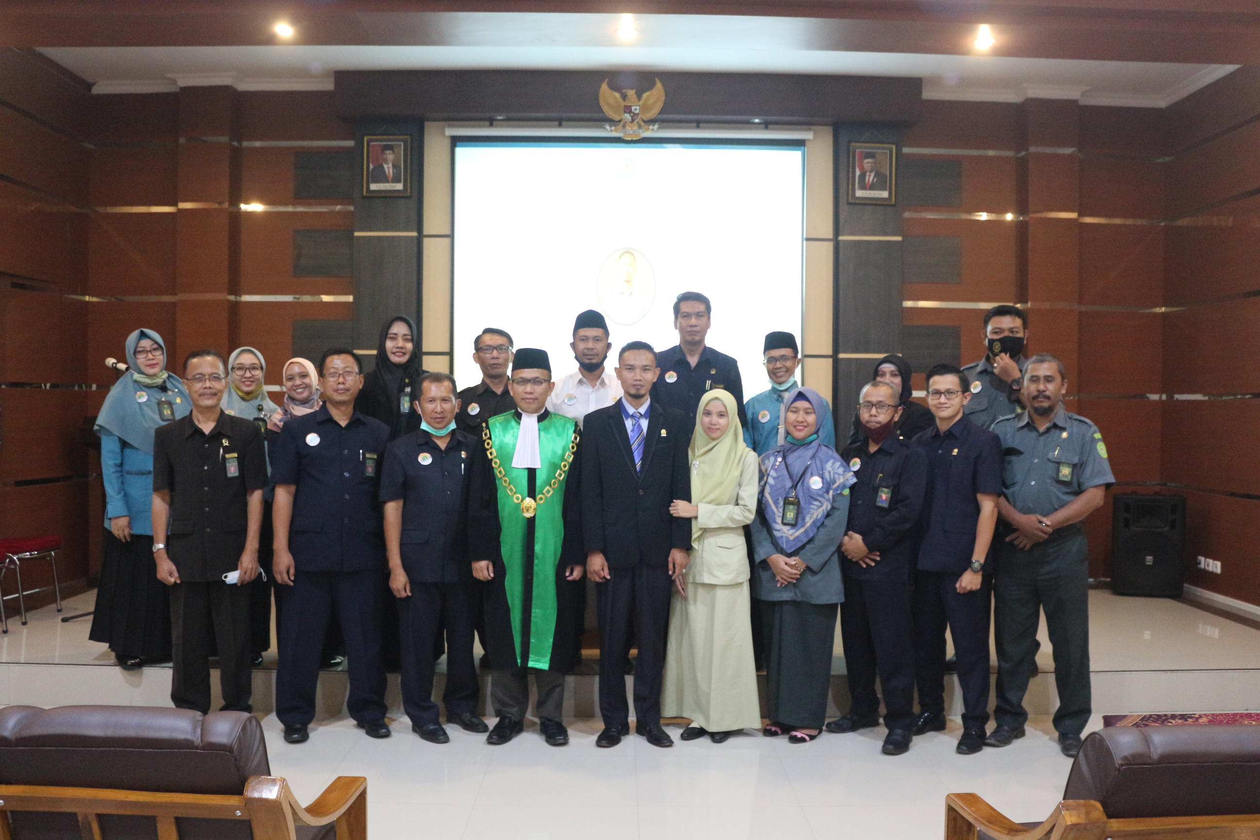 PENGAMBILAN SUMPAH JABATAN DAN PELANTIKAN PANITERA MUDA GUGATAN PENGADILAN AGAMA SITUBONDO