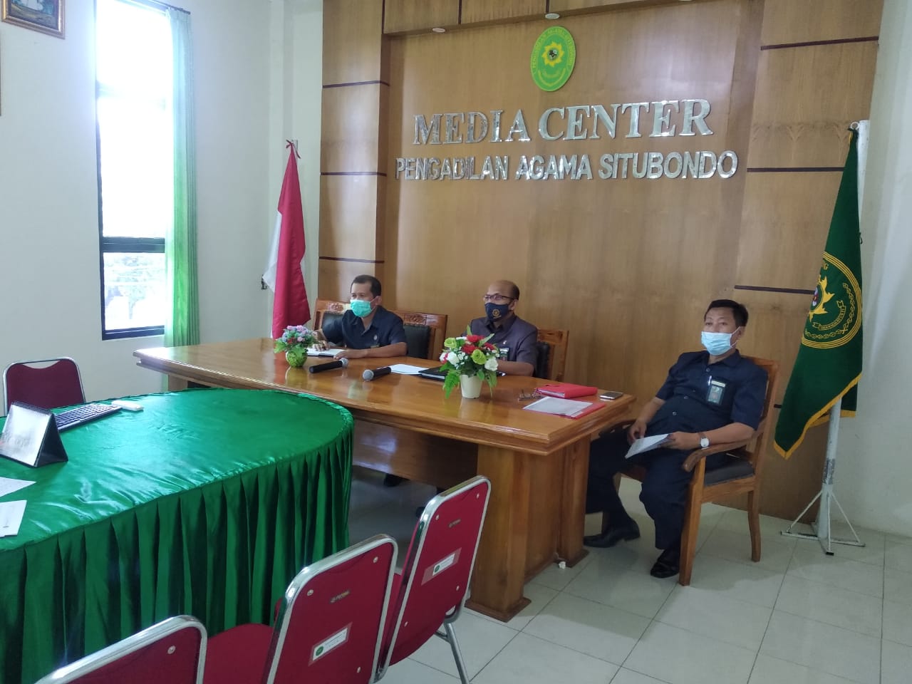RAPAT KERJA RESES KOMISI III DPR RI KE LINGKUNGAN PERADILAN DI JAWA TIMUR